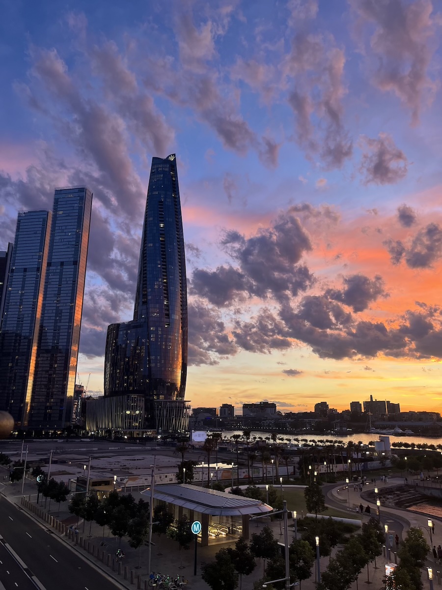 A photo of the Sydney skyline at sunset